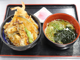 秋の賑わい天丼