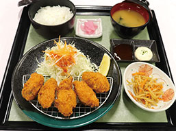 牡蠣フライ定食